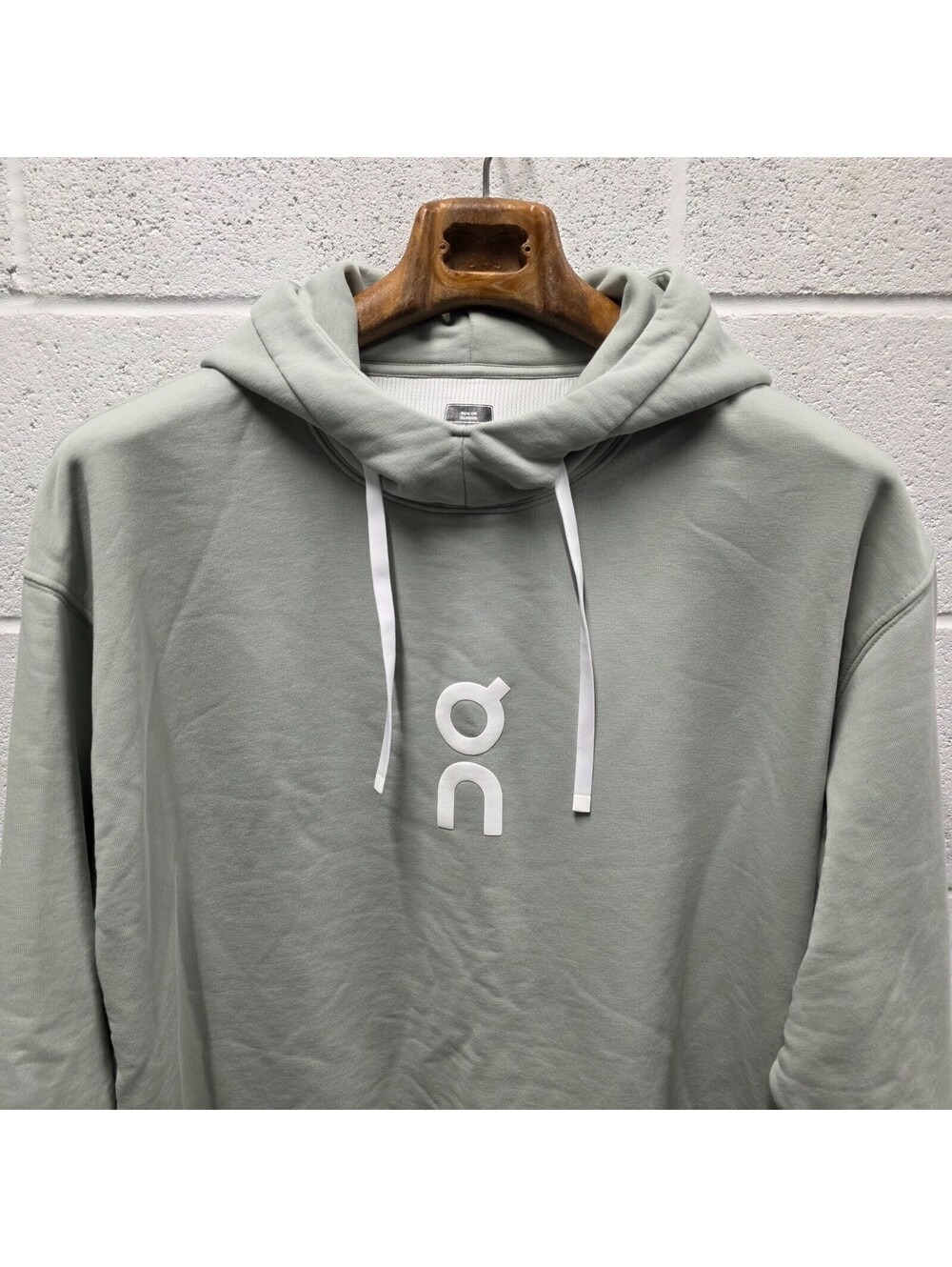 On Club Oversize Organic Cotton Blend Hoodie Mens Club Hoodie 25x30 Light Green